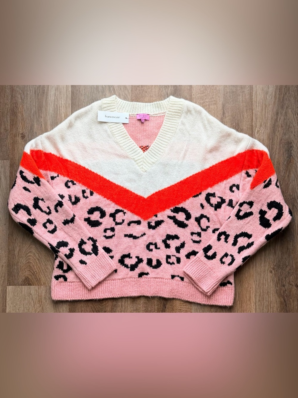 🆕 MIAMI | Leopard Colorblock V-Neck Sweater | Francesca’s Boutique Sweater